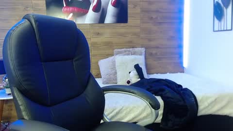 Jhoel online show from December 2024 01:12:01 PM