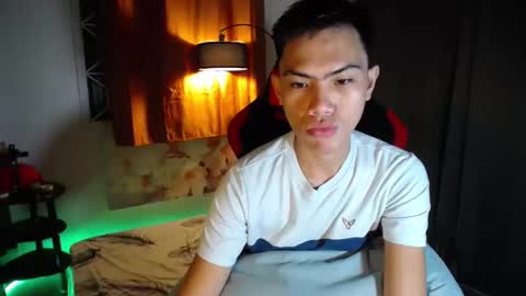 jhon_cummer online show from May 2026 10:22:02 AM