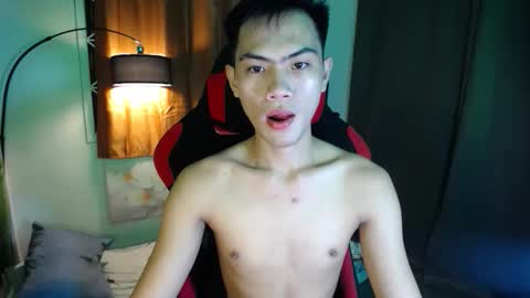 jhon_cummer online show from May 2026 10:23:01 AM