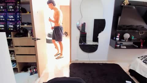 jhonaldsw online show from October 2025 02:13:02 PM