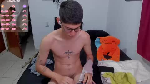 Snapshot of jhonleving chatting on February 2025 11:26:02 PM Jack online show from February 2025 11:26:02 PM