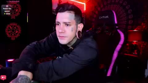 jhonny_ackerman online show from September 2025 01:35:02 PM