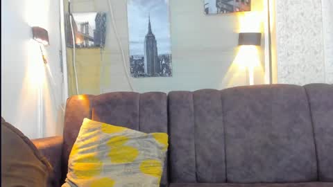 jhonny online show from February 2025 12:43:01 AM