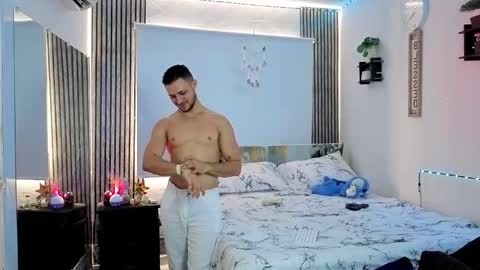 jhonny online show from March 2026 09:19:02 PM