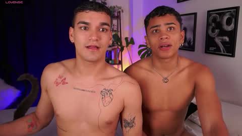 Jhonny  online show from September 2025 04:18:02 AM