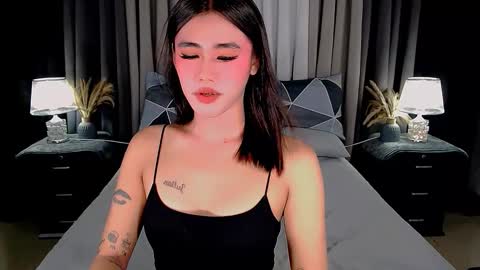 Snapshot of jhuliana_and_charles_room chatting on September 2025 03:18:02 AM jhuliana_and_charles_room online show from September 2025 03:18:02 AM