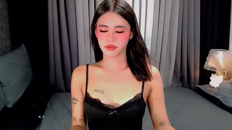 Snapshot of jhuliana_and_charles_room chatting on October 2025 02:09:02 AM jhuliana_and_charles_room online show from October 2025 02:09:02 AM