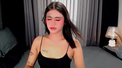 Snapshot of jhuliana_and_charles_room chatting on October 2025 04:57:01 AM jhuliana_and_charles_room online show from October 2025 04:57:01 AM