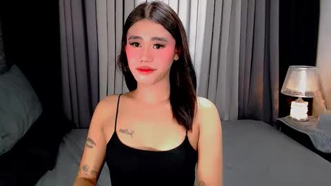 Snapshot of jhuliana_and_charles_room chatting on November 2025 02:25:01 AM jhuliana_and_charles_room online show from November 2025 02:25:01 AM