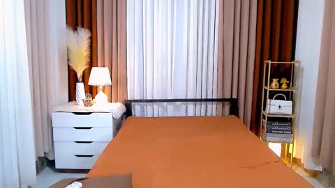 julie online show from January 2025 04:18:01 AM