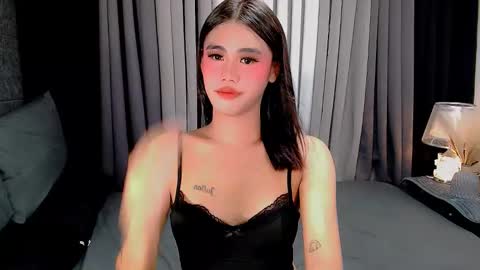 julie online show from October 2025 02:09:02 AM