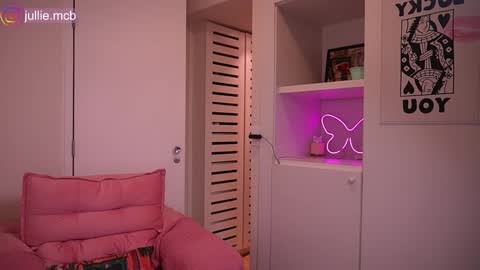 Snapshot of jhulysex chatting on October 2025 11:40:01 PM jhulysex online show from October 2025 11:40:01 PM