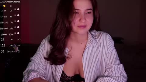 jia_lisaa online show from June 2026 04:12:01 PM