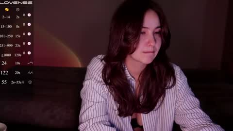 jia_lisaa online show from July 2026 11:39:02 AM
