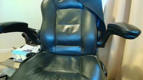 Snapshot of jim74122 chatting on February 2026 01:48:02 AM jim74122 online show from February 2026 01:48:02 AM