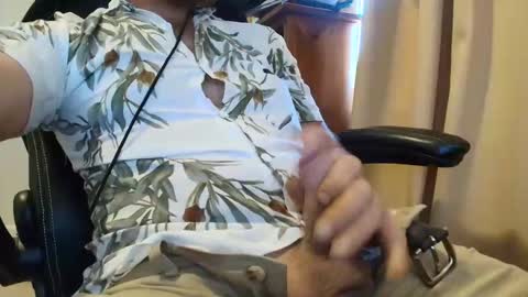 Snapshot of jim74122 chatting on February 2026 11:23:02 PM jim74122 online show from February 2026 11:23:02 PM