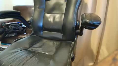 jim74122 online show from March 2026 12:38:01 AM