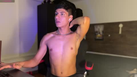 jim_dancer online show from December 2024 02:14:02 AM