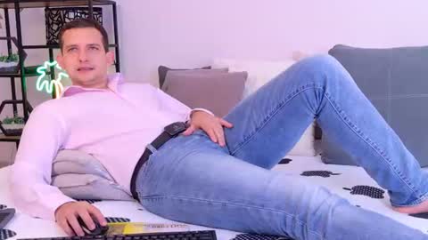 Snapshot of jimmy_doss chatting on July 2026 07:50:01 AM Jimmy online show from July 2026 07:50:01 AM