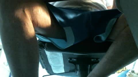 jimwellhung online show from May 2026 12:15:01 PM
