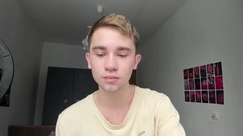 Snapshot of jimyti_bad_boy chatting on January 2025 09:13:01 AM jimyti_bad_boy online show from January 2025 09:13:01 AM