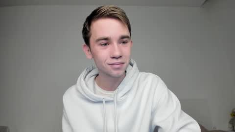 Snapshot of jimyti_bad_boy chatting on January 2025 04:52:01 AM jimyti_bad_boy online show from January 2025 04:52:01 AM