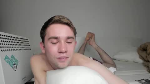 Snapshot of jimyti_bad_boy chatting on January 2025 09:15:02 AM jimyti_bad_boy online show from January 2025 09:15:02 AM