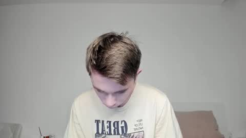 Snapshot of jimyti_bad_boy chatting on January 2025 12:22:01 PM jimyti_bad_boy online show from January 2025 12:22:01 PM