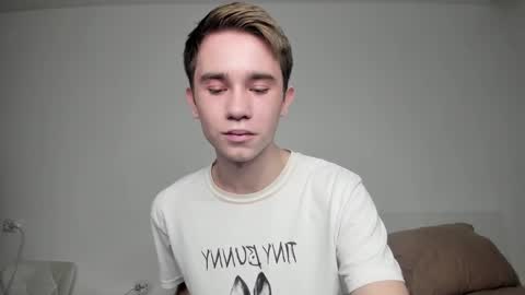 Snapshot of jimyti_bad_boy chatting on January 2025 04:48:02 PM jimyti_bad_boy online show from January 2025 04:48:02 PM