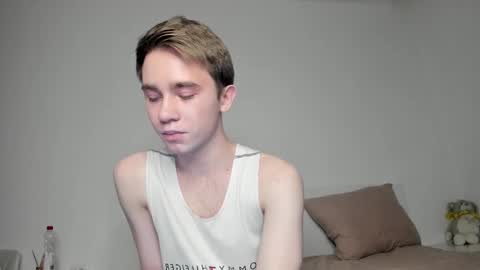 Snapshot of jimyti_bad_boy chatting on February 2025 09:35:02 PM jimyti_bad_boy online show from February 2025 09:35:02 PM