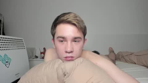 Snapshot of jimyti_bad_boy chatting on February 2025 12:37:02 AM jimyti_bad_boy online show from February 2025 12:37:02 AM