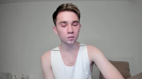 Snapshot of jimyti_bad_boy chatting on March 2025 04:24:02 AM jimyti_bad_boy online show from March 2025 04:24:02 AM