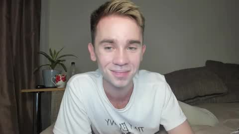 Snapshot of jimyti_bad_boy chatting on September 2025 10:36:01 PM jimyti_bad_boy online show from September 2025 10:36:01 PM