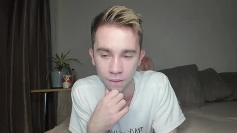 Snapshot of jimyti_bad_boy chatting on September 2025 09:42:02 PM jimyti_bad_boy online show from September 2025 09:42:02 PM