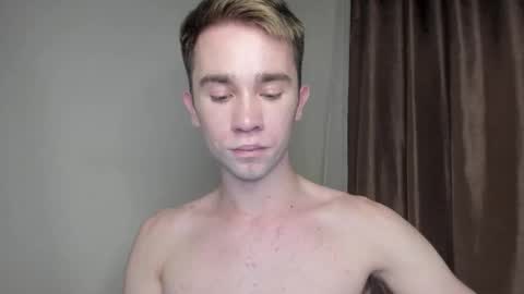 Snapshot of jimyti_bad_boy chatting on October 2025 11:02:01 PM jimyti_bad_boy online show from October 2025 11:02:01 PM