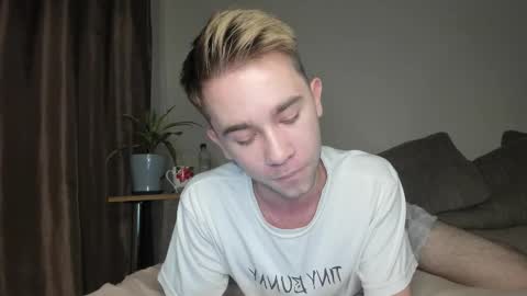 Snapshot of jimyti_bad_boy chatting on October 2025 09:58:02 PM jimyti_bad_boy online show from October 2025 09:58:02 PM