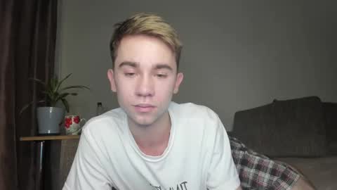 Snapshot of jimyti_bad_boy chatting on October 2025 09:37:02 PM jimyti_bad_boy online show from October 2025 09:37:02 PM