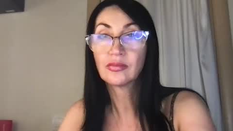 jinaluv online show from June 2026 10:08:01 PM