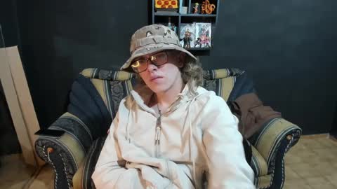 Snapshot of jinnbook chatting on December 2024 08:40:02 AM JinnBook online show from December 2024 08:40:02 AM