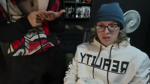 Snapshot of jinnbook chatting on December 2024 07:22:02 AM JinnBook online show from December 2024 07:22:02 AM