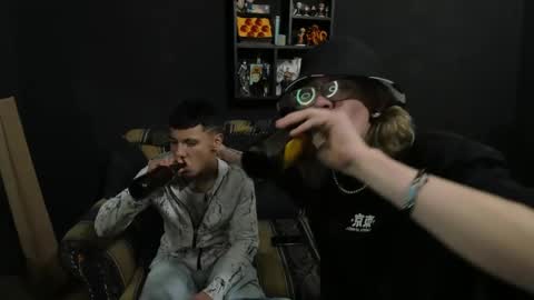 Snapshot of jinnbook chatting on December 2024 07:55:01 AM JinnBook online show from December 2024 07:55:01 AM