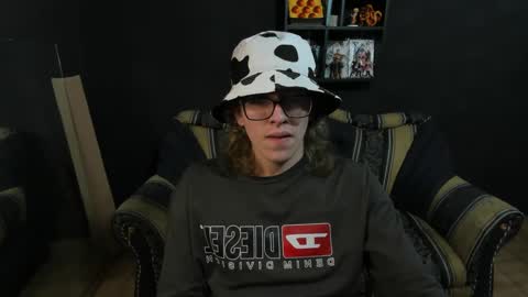 Snapshot of jinnbook chatting on January 2025 04:34:01 AM JinnBook online show from January 2025 04:34:01 AM