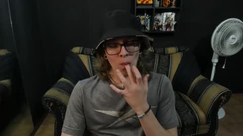 Snapshot of jinnbook chatting on January 2025 05:08:01 AM JinnBook online show from January 2025 05:08:01 AM