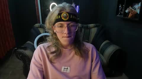 Snapshot of jinnbook chatting on October 2025 05:54:02 AM JinnBook online show from October 2025 05:54:02 AM