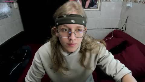 Snapshot of jinnbook chatting on January 2026 03:06:02 PM JinnBook online show from January 2026 03:06:02 PM