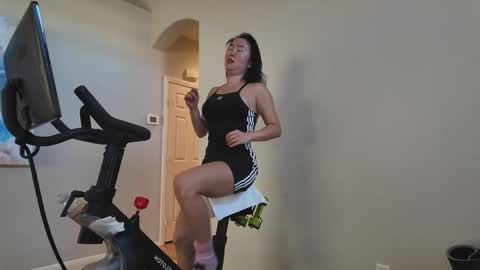 Snapshot of jiwon4u chatting on January 2026 09:30:02 PM Jiwon online show from January 2026 09:30:02 PM