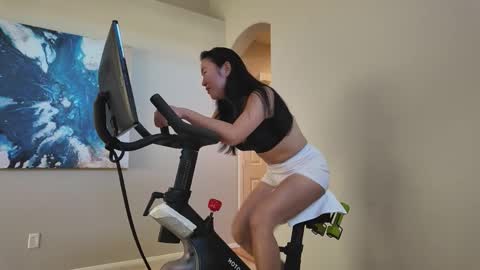 Snapshot of jiwon4u chatting on January 2026 09:51:02 PM Jiwon online show from January 2026 09:51:02 PM