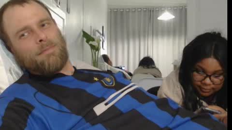 JamesJan van Rebel online show from September 2025 06:41:02 PM