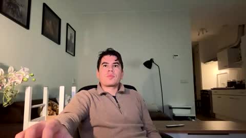 jjd8 online show from December 2025 10:15:01 PM