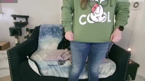 Snapshot of jjjust4fun1985 chatting on December 2024 03:47:02 AM Nicole Allen online show from December 2024 03:47:02 AM